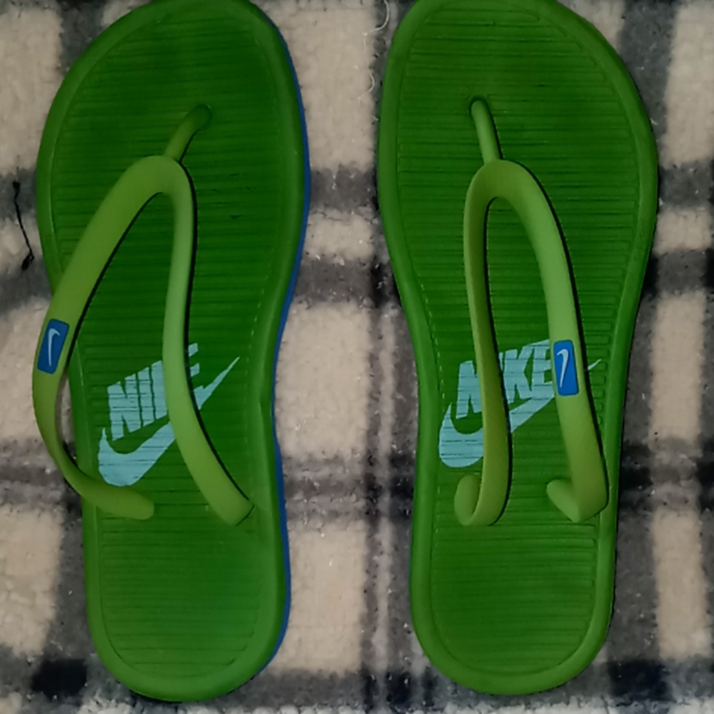 Flip flops